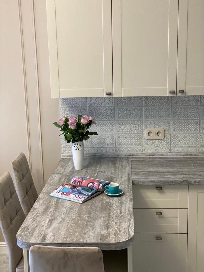 Luxury Apartment Near Metro Station Osokorky Kiev Eksteriør billede