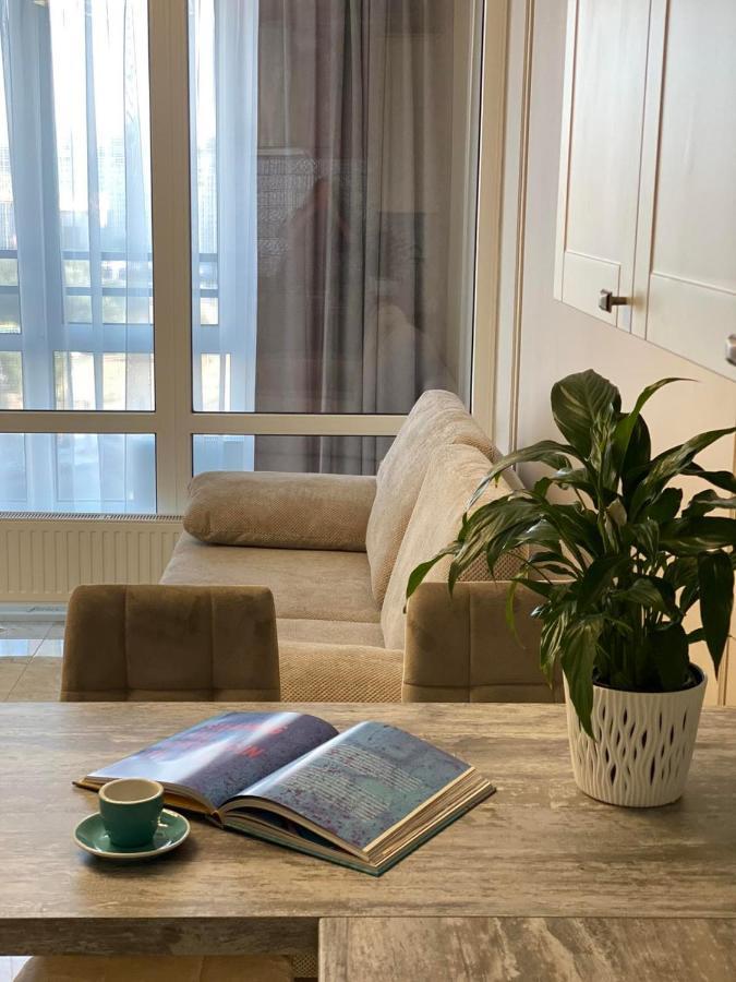 Luxury Apartment Near Metro Station Osokorky Kiev Eksteriør billede