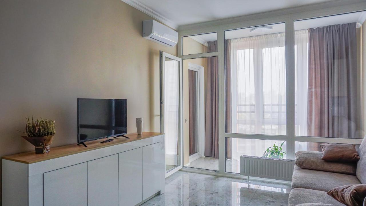 Luxury Apartment Near Metro Station Osokorky Kiev Eksteriør billede