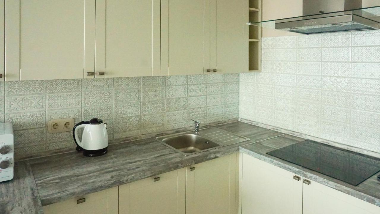 Luxury Apartment Near Metro Station Osokorky Kiev Eksteriør billede